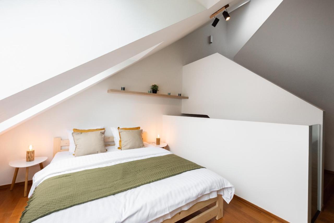 Apartment With 4 Bedrooms Prag Exteriör bild