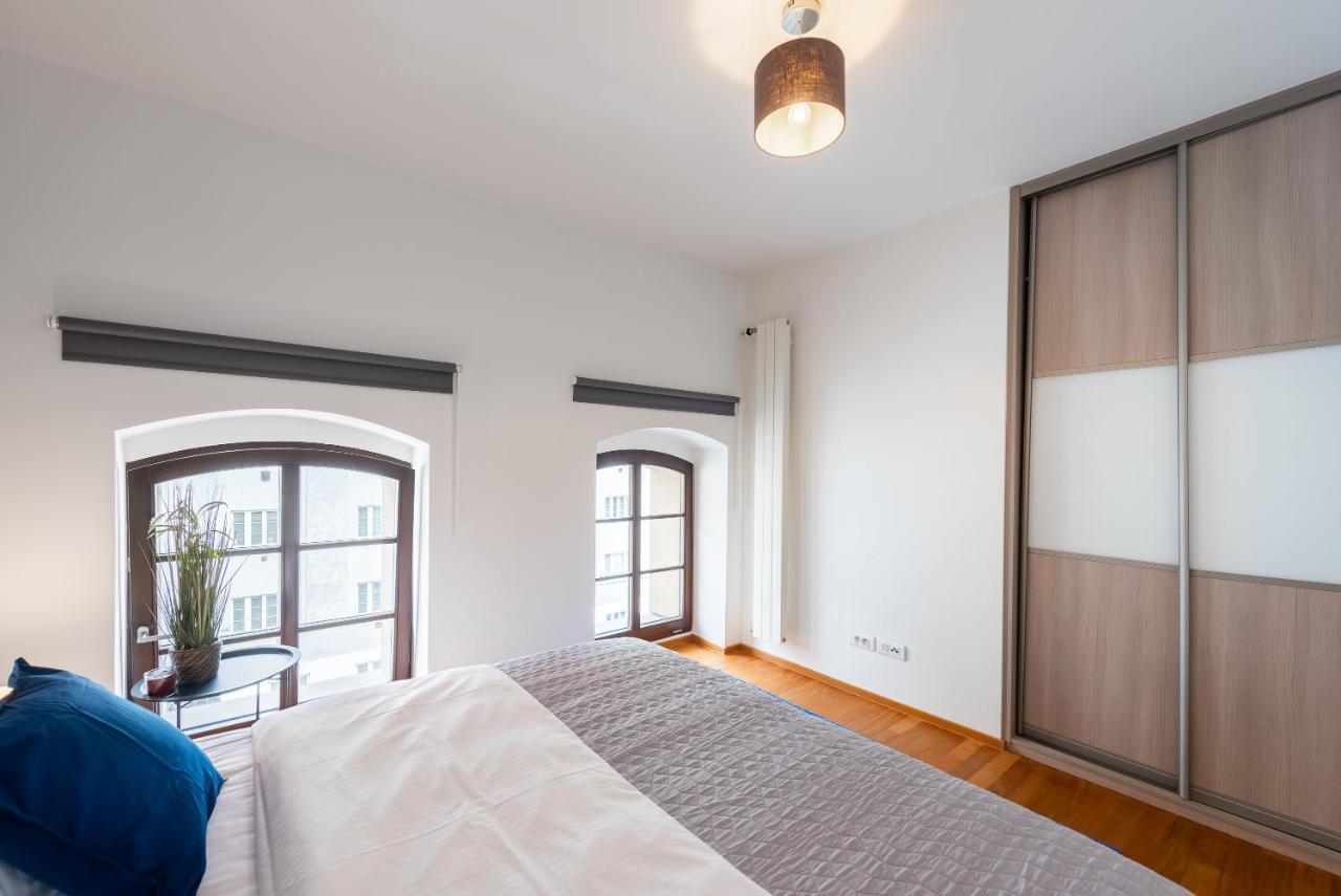 Apartment With 4 Bedrooms Prag Exteriör bild